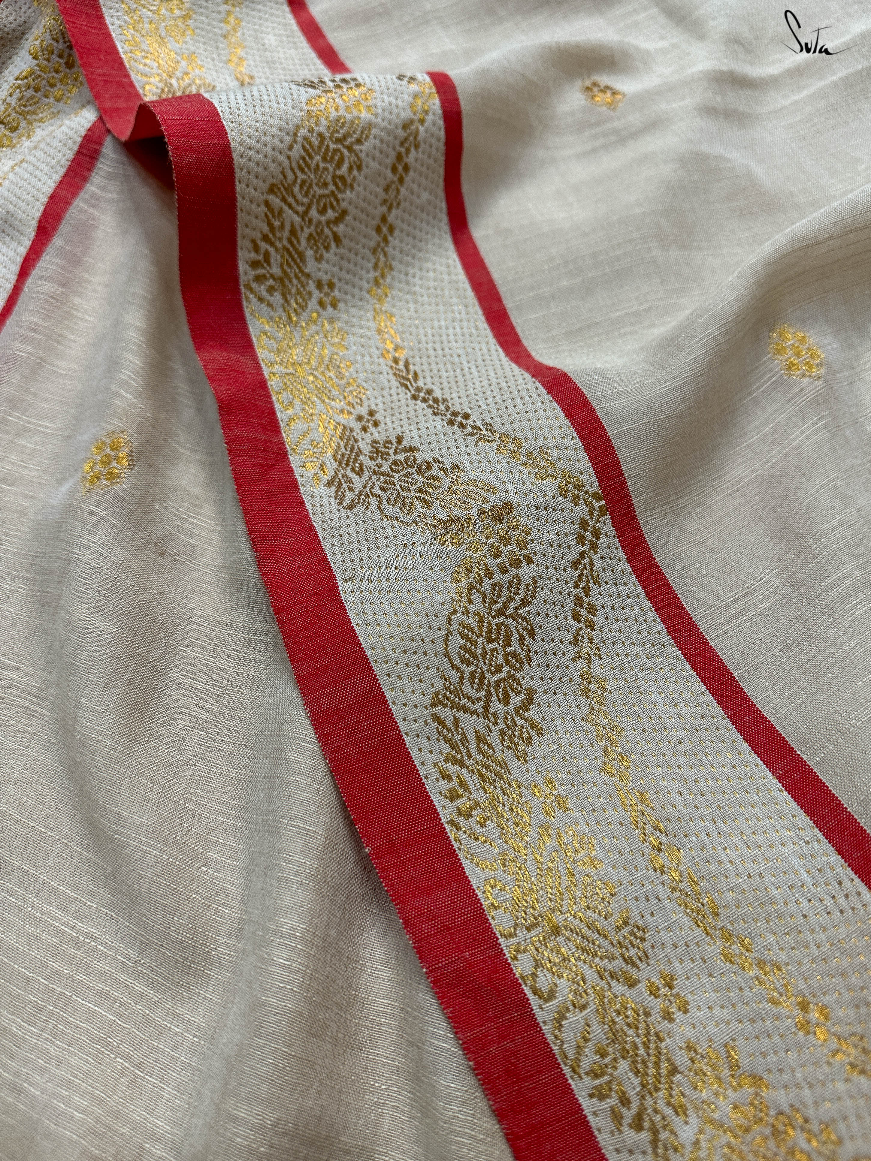 Suta Woven Design Zari Saree
