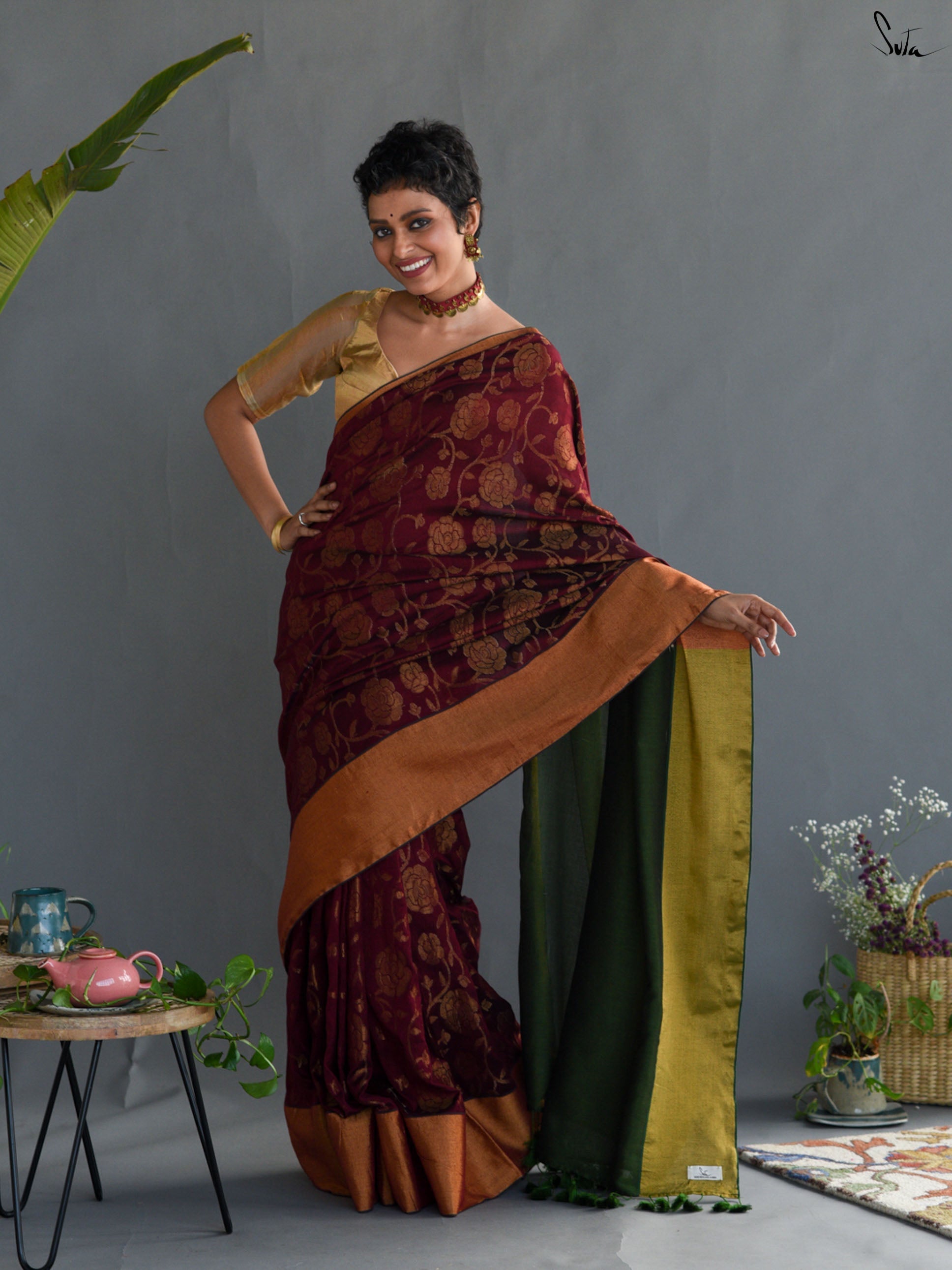 Lal Alpana Saree