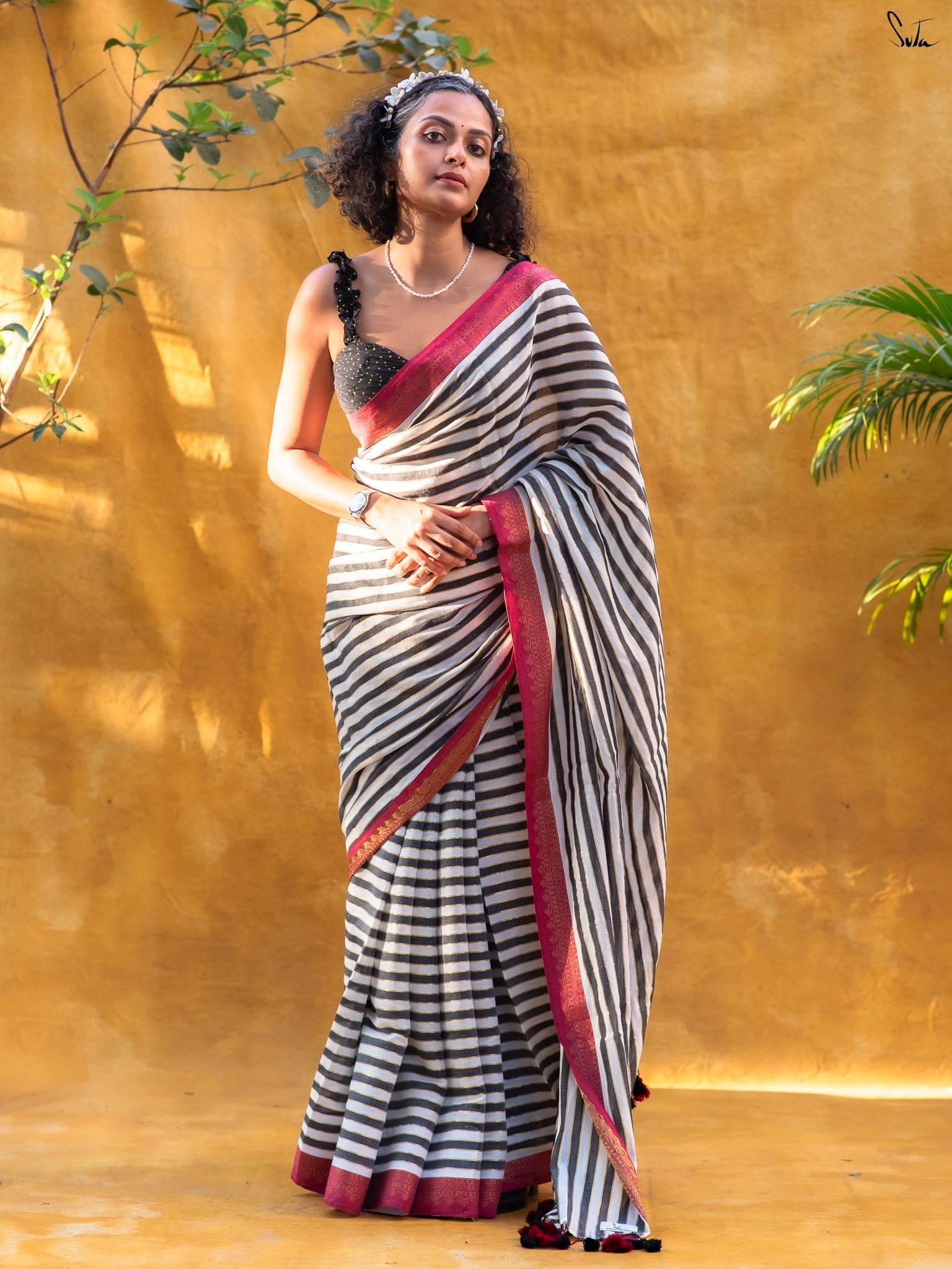 Suta White Pure Cotton Saree