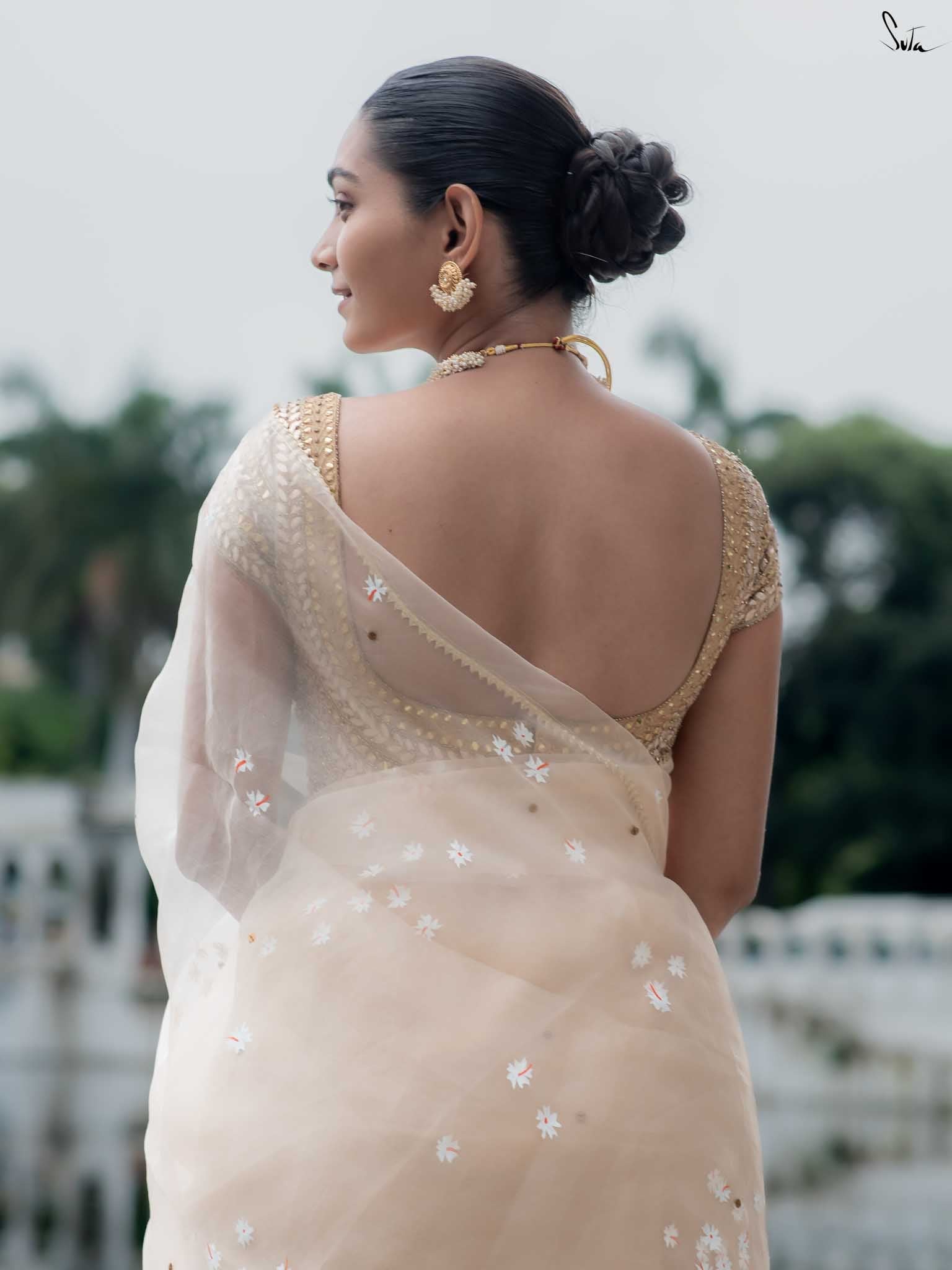 Moonlit Shiuli Blooms