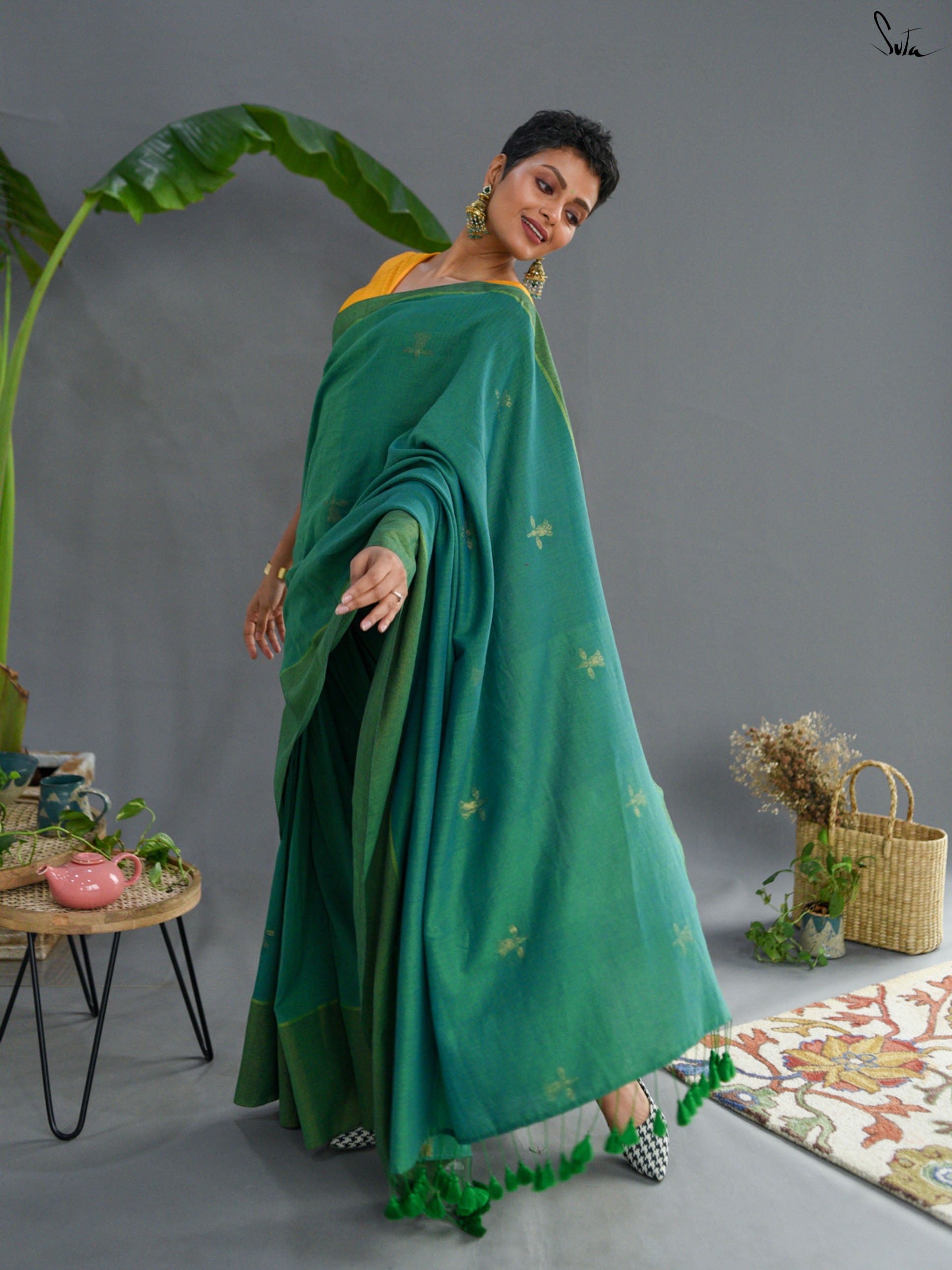 Munshell Saree