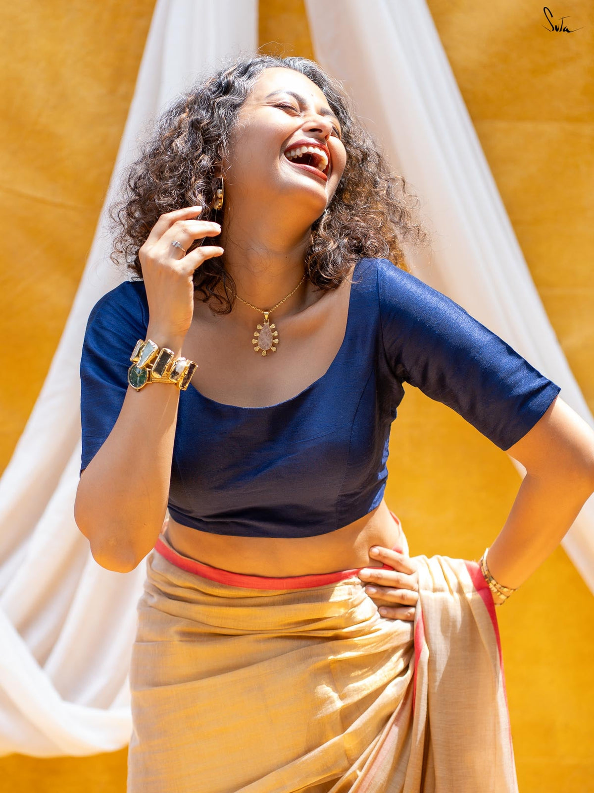 Neela Rozana