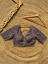 Pankhuri Plaid