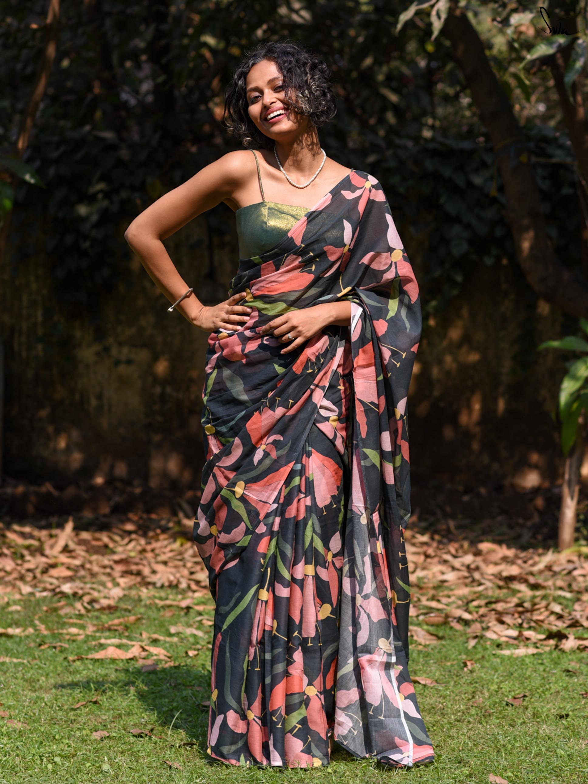 Phoolo Ki Chaddar Saree