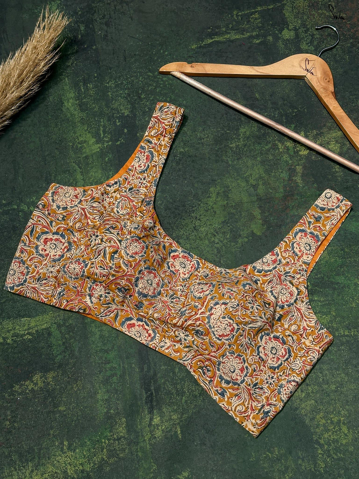 Pili Manjari