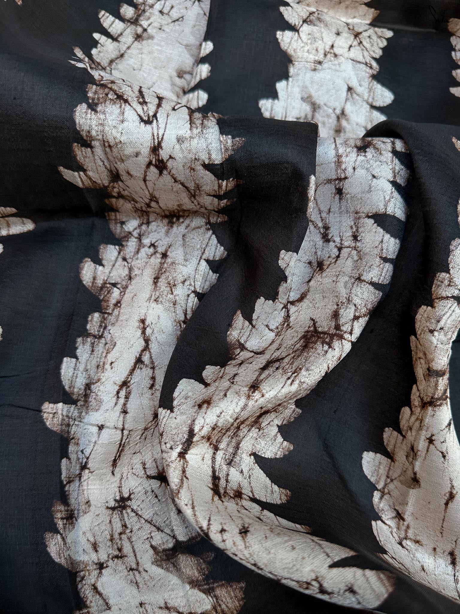 Rang Blend (Pure Silk Hand Batik Saree)