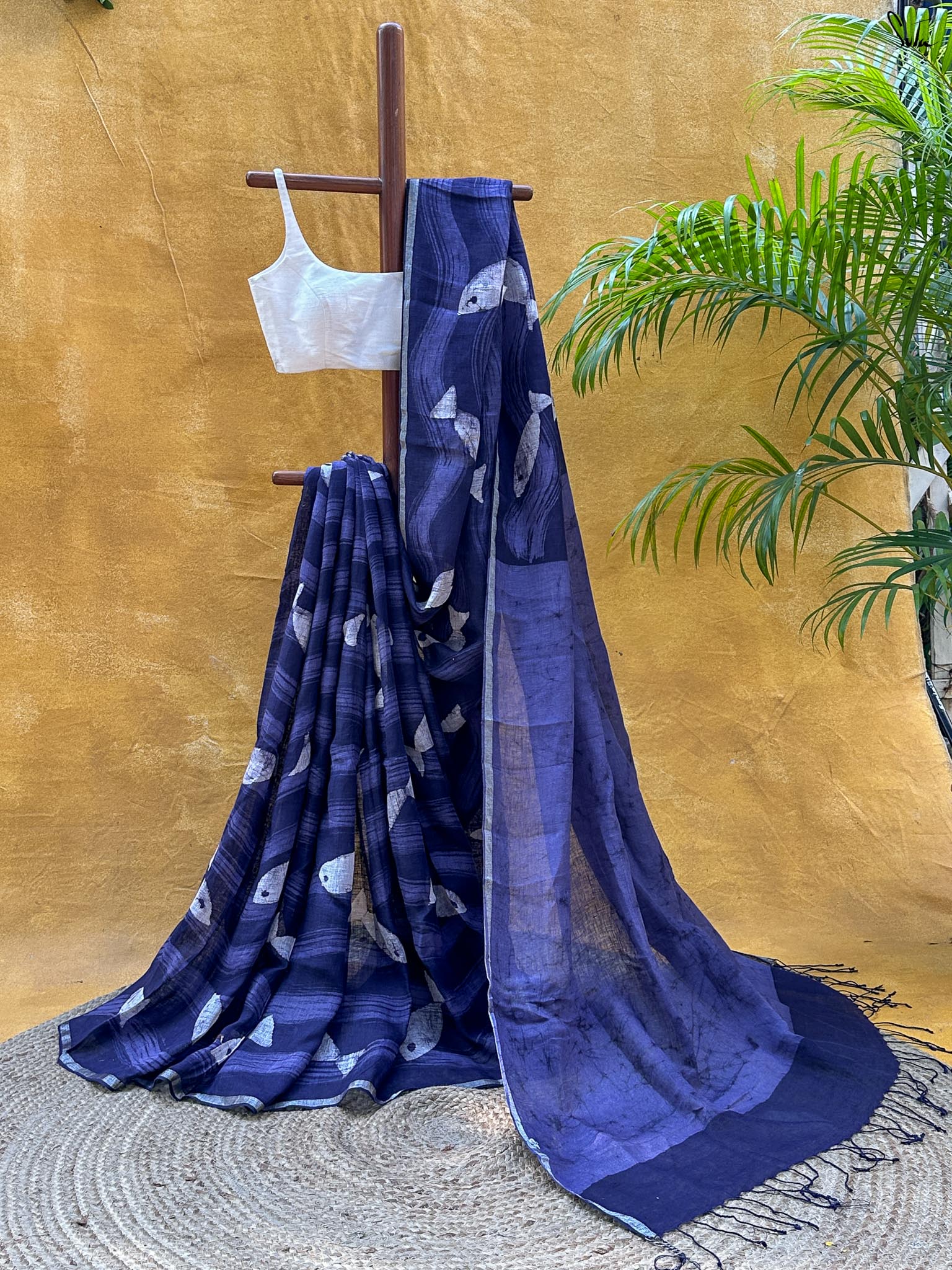 Rang Tarini (Pure Linen Hand Batik Saree)