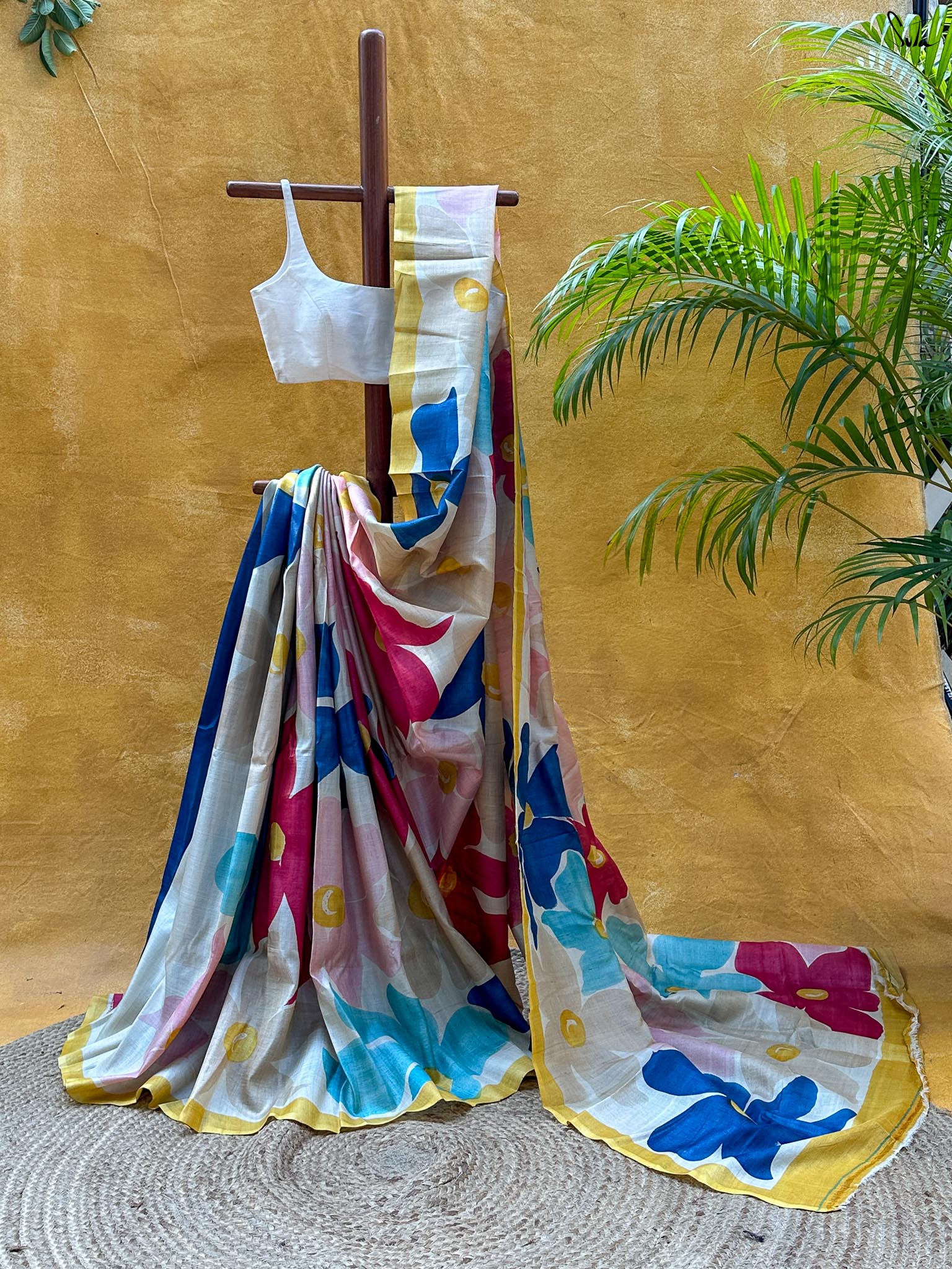 Rang Vibe (Pure Tussar Hand Painted Saree)
