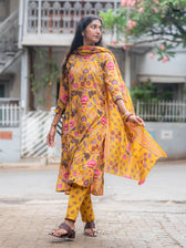 Suta Elbow Sleeves Yellow Cotton Kurta Set