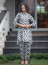 Suta White Cotton Kurta Set