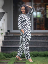 Suta White Cotton Kurta Set