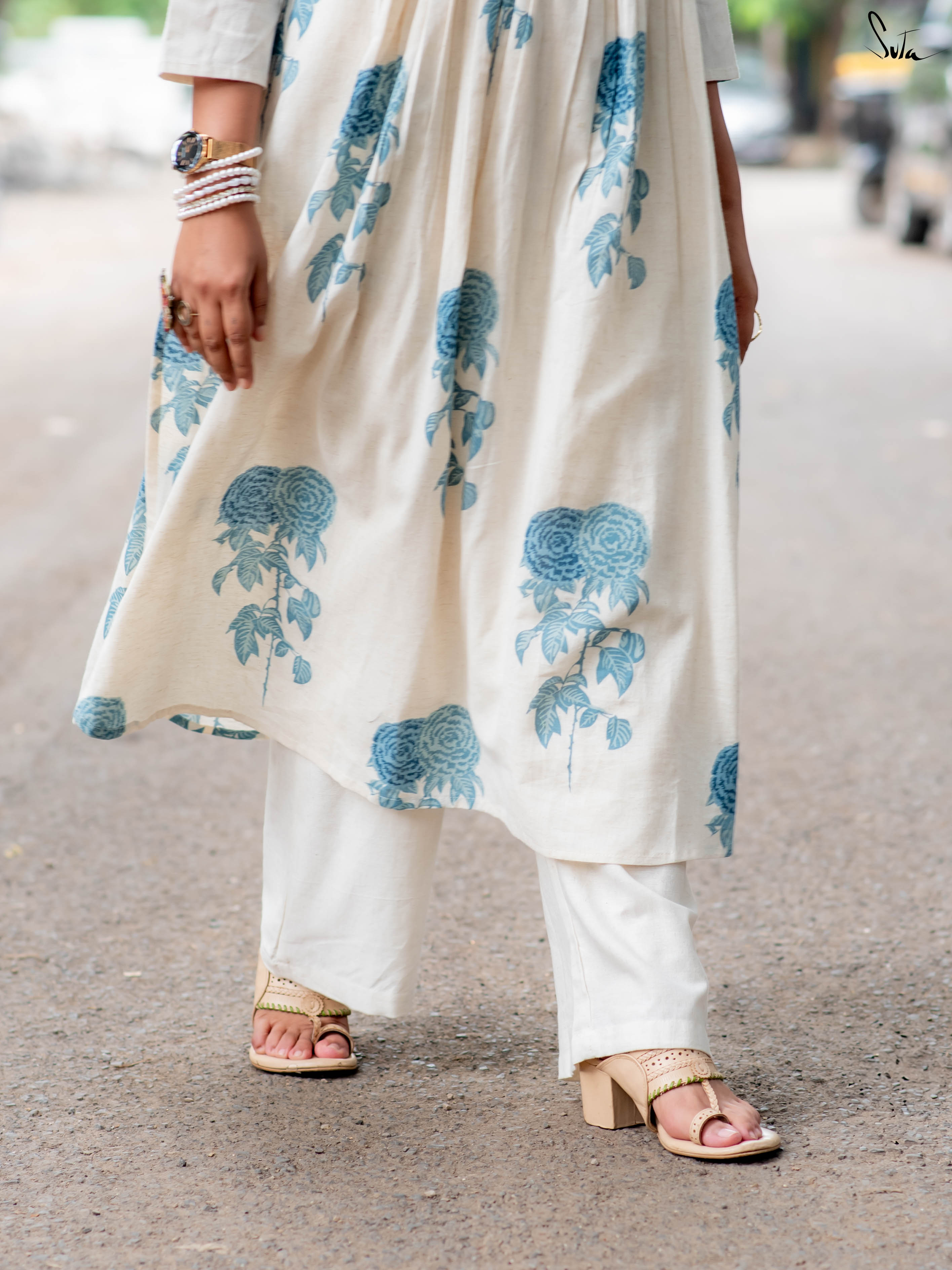 Suta White Cotton Kurta Set