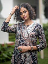 Suta Black Cotton Kurta Set