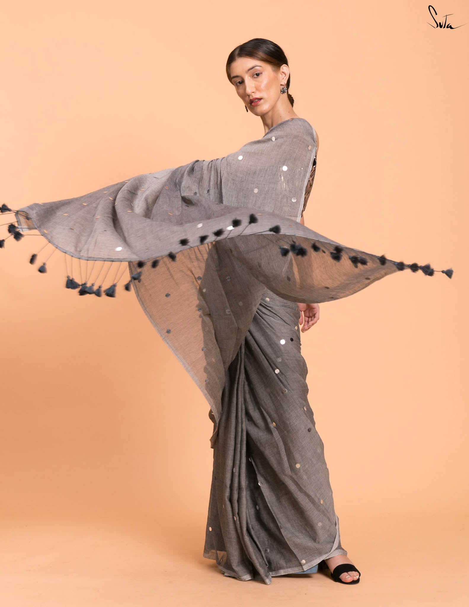 Suta Grey Embellished Sequinned Pure Cotton Saree