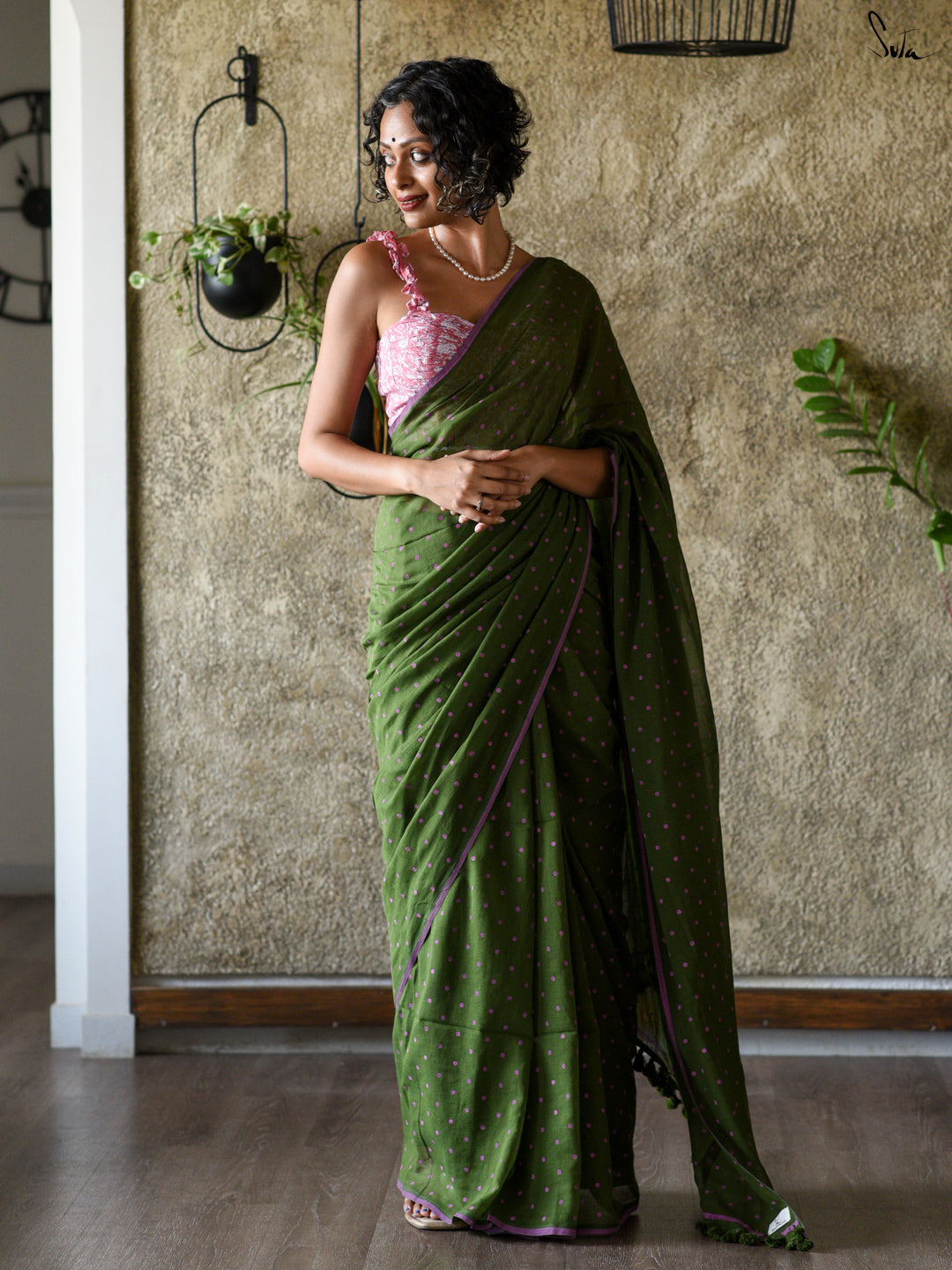 Pothos Polka Saree