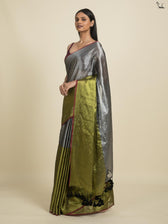Nirupti Saree