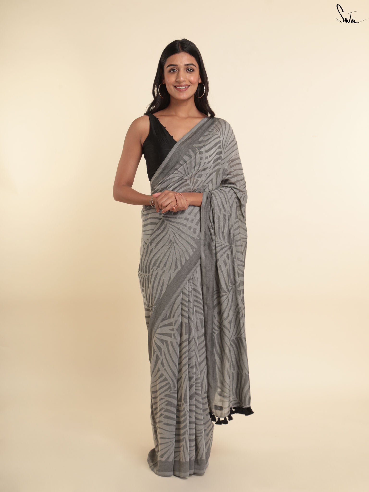 Zehnaseeb Saree
