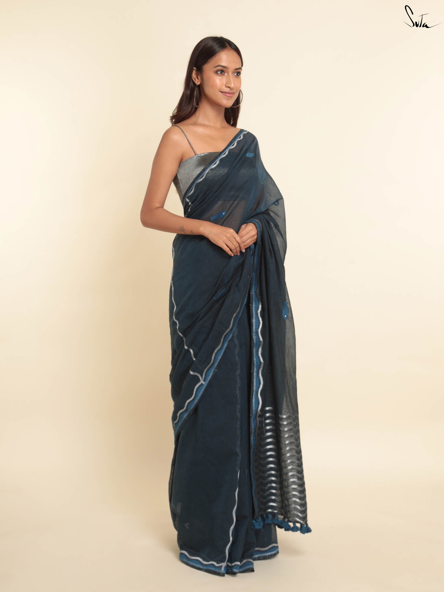 Suta Navy Blue & White Woven Design Saree