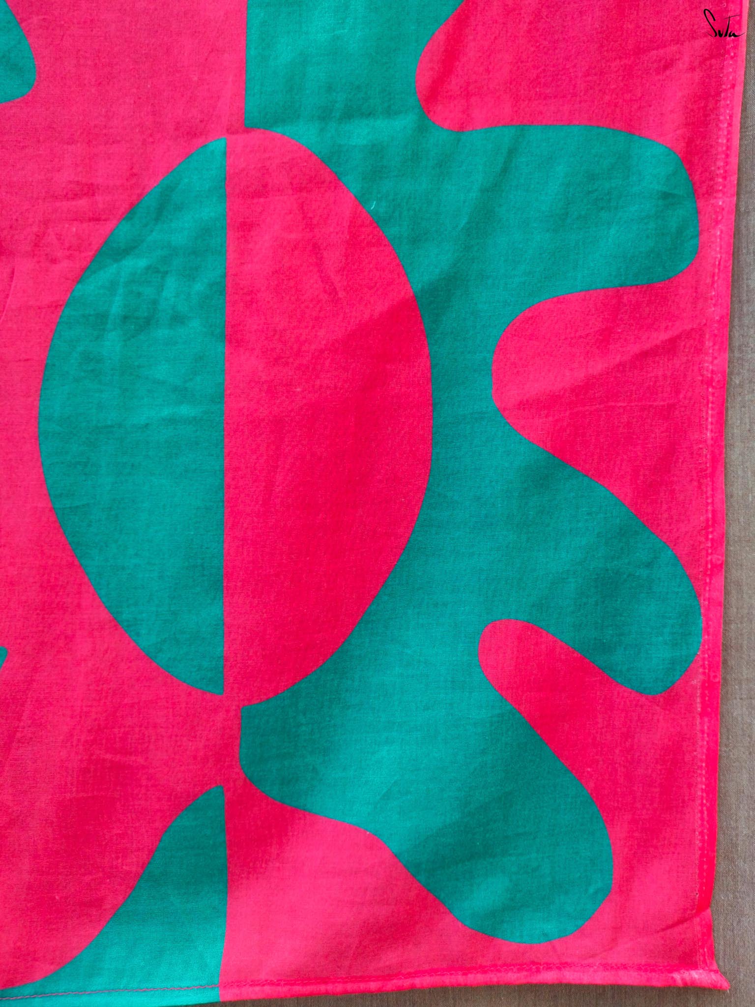 Suta Cotton Blend Colourblocked Saree