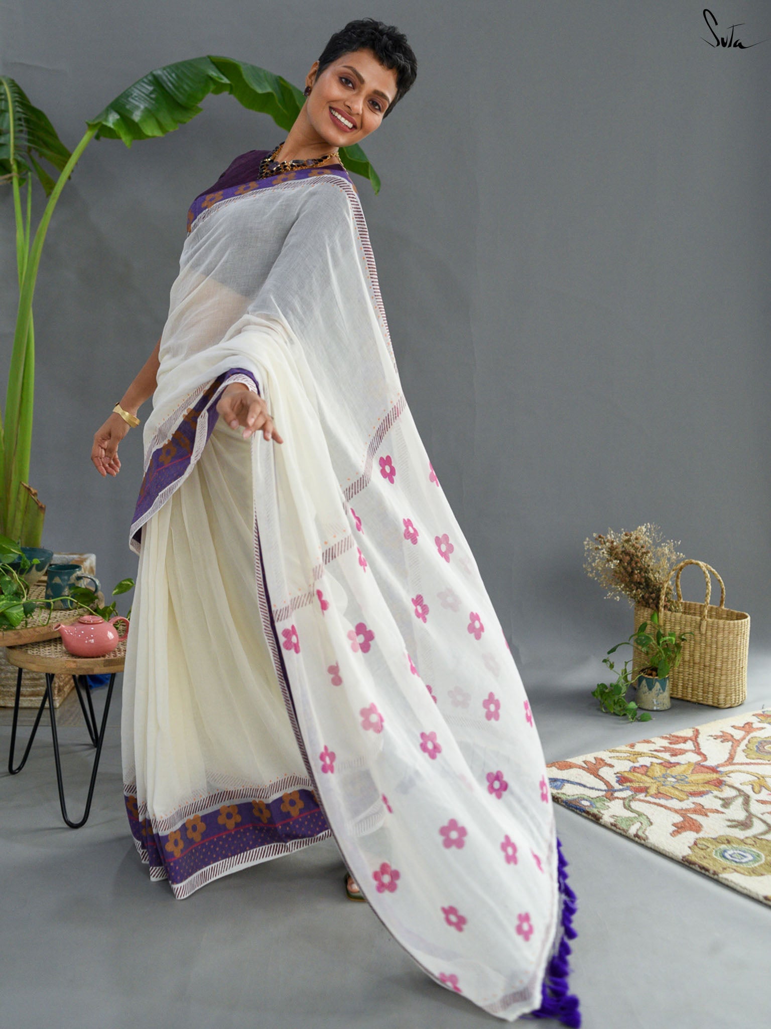 Safed Fulwari Saree
