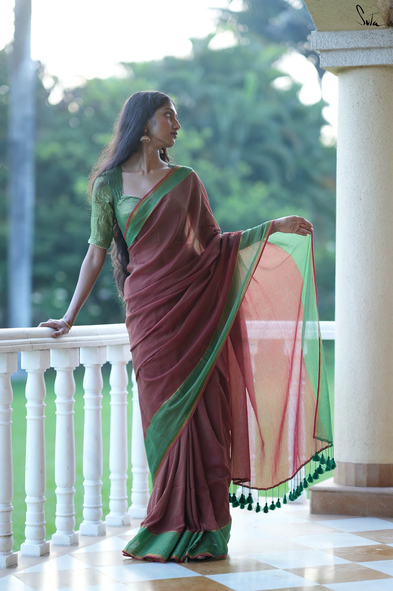 Stripe Border Mul Zari saree