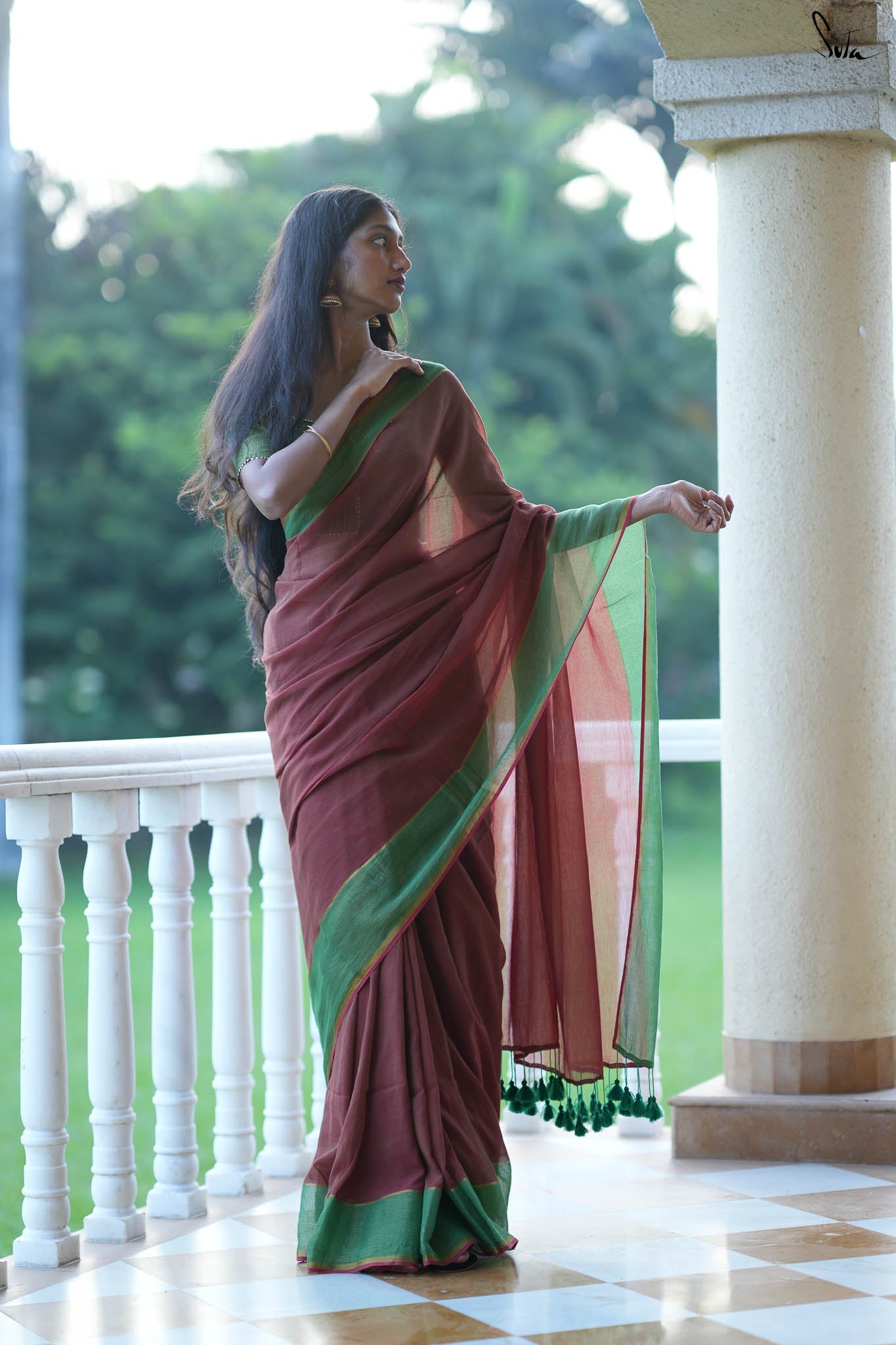 Stripe Border Mul Zari saree