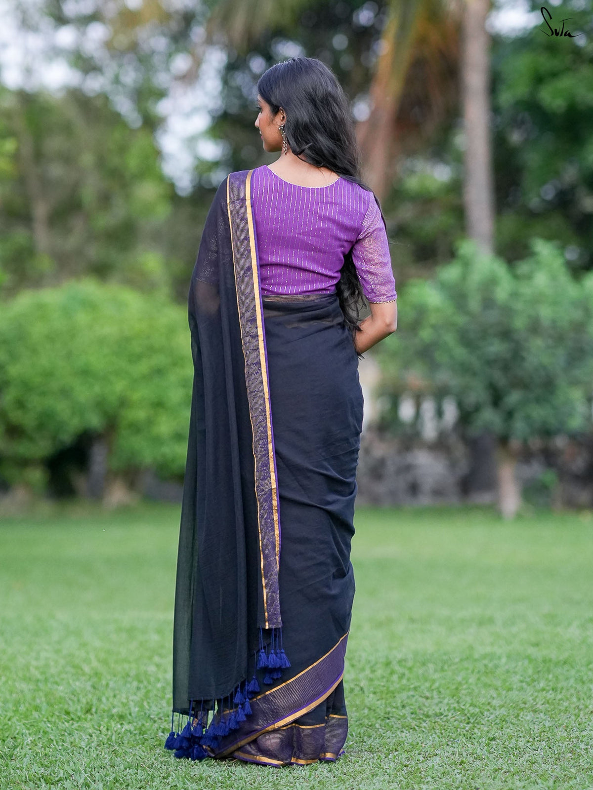 Stripe Border Mul Zari