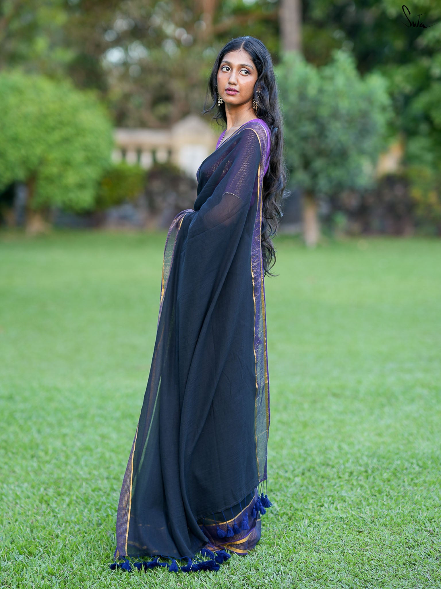 Stripe Border Mul Zari