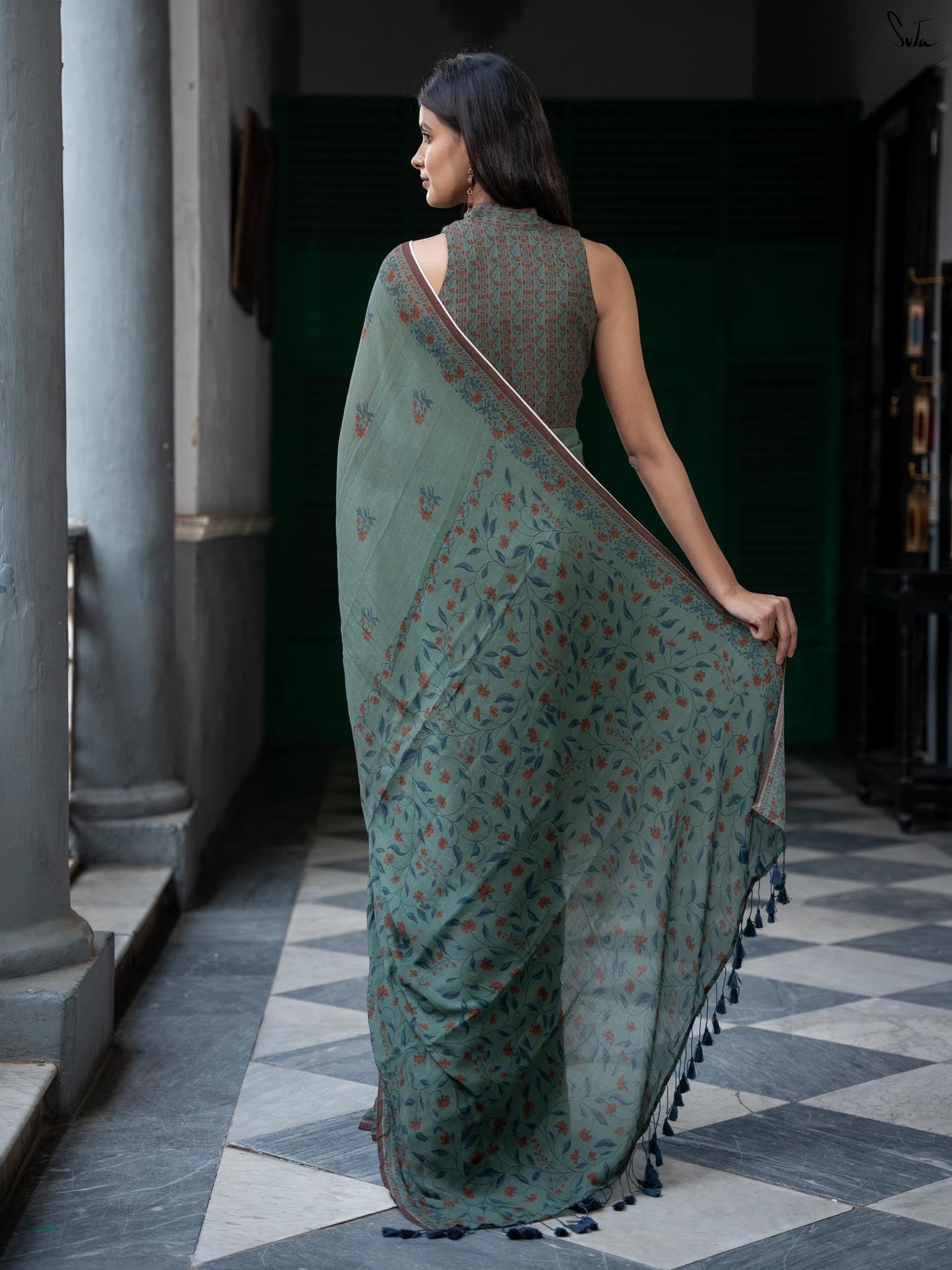 Green base floral print