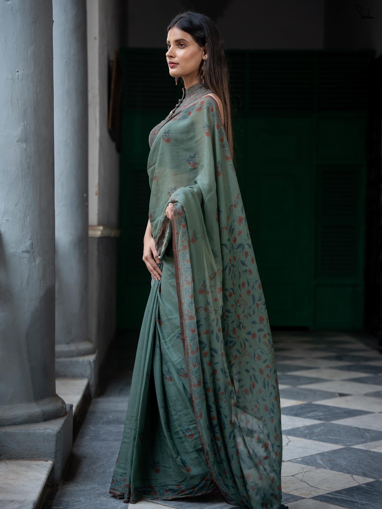 Green base floral print