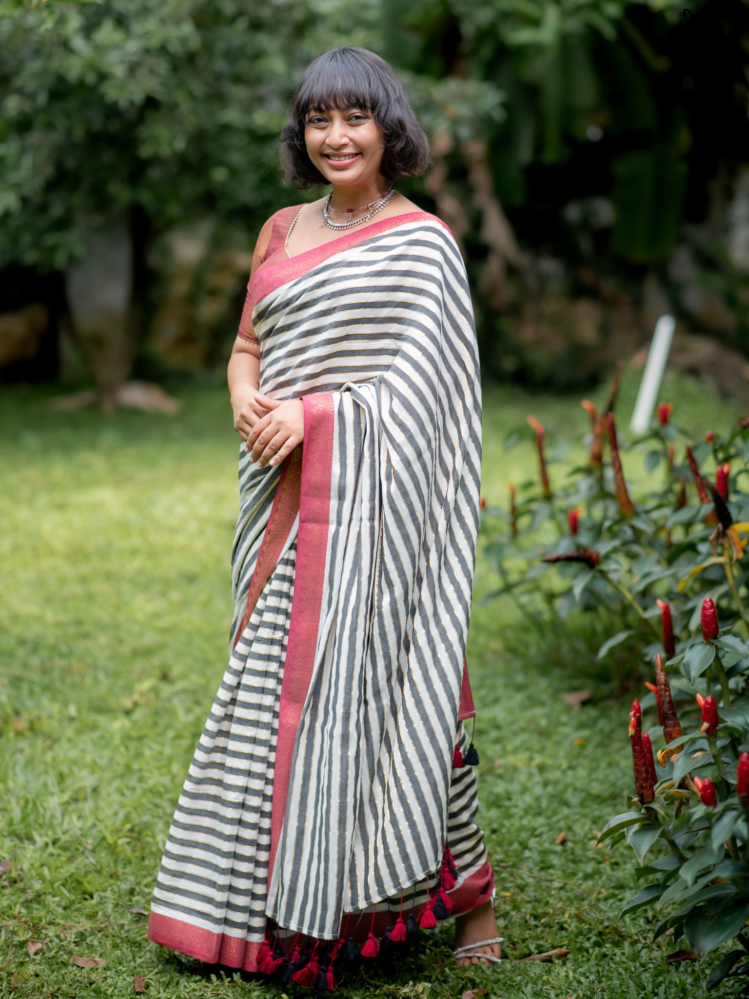 Suta White Pure Cotton Saree