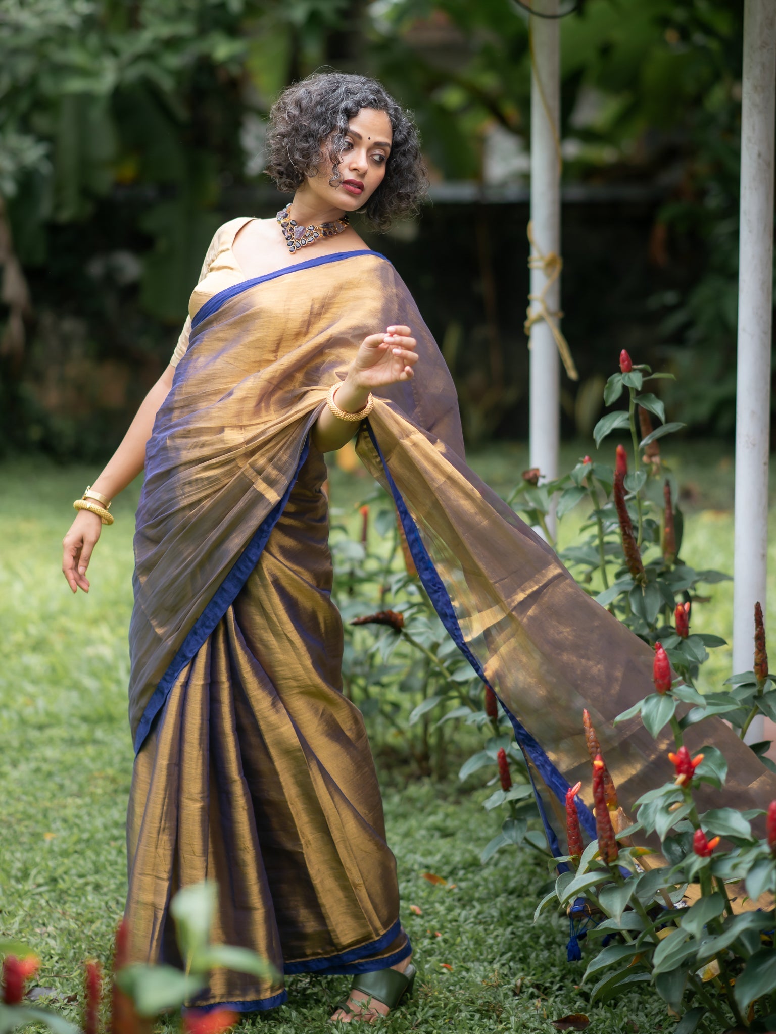 Suta Gold Tissue Saree