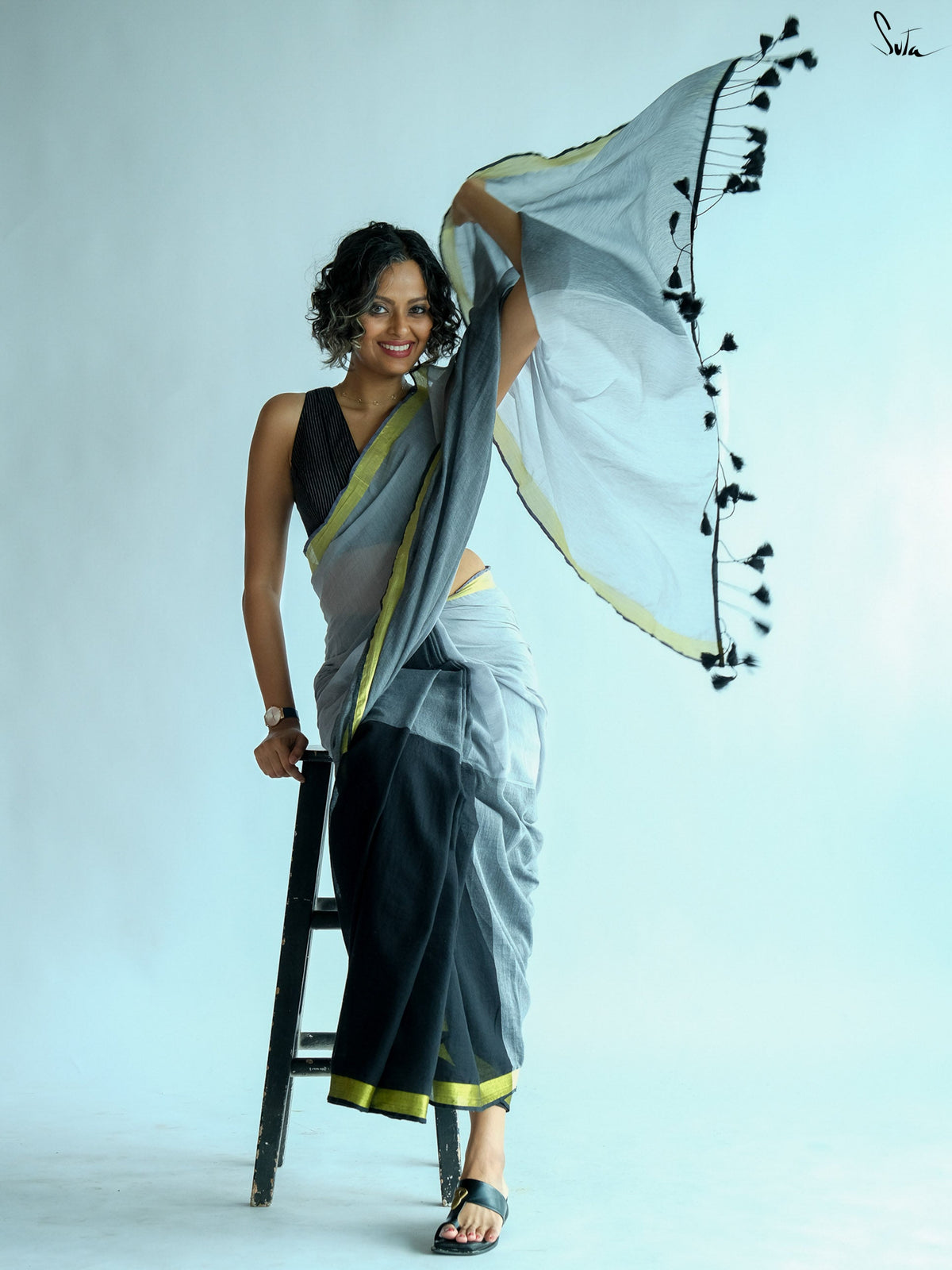Shades Of Onyx Saree