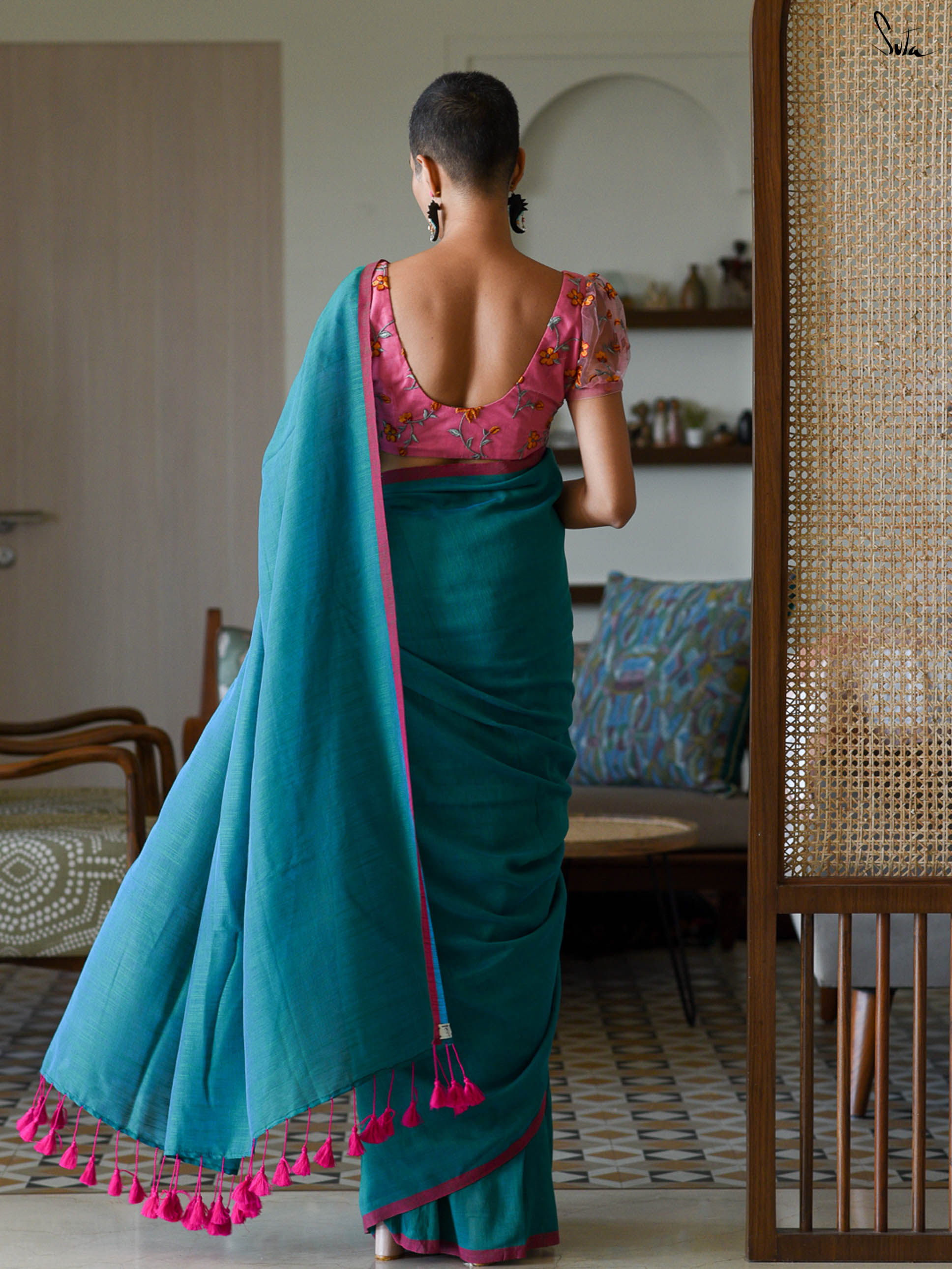 Slayin' Lady Saree