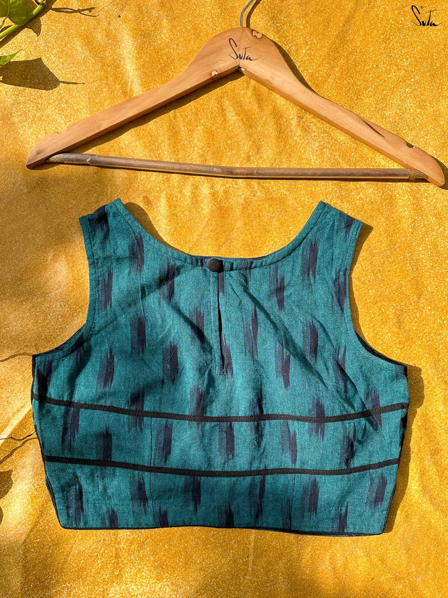 Teal Kalika