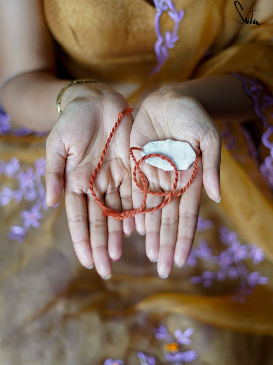 Amar Priyo Dada (Rakhi) - suta