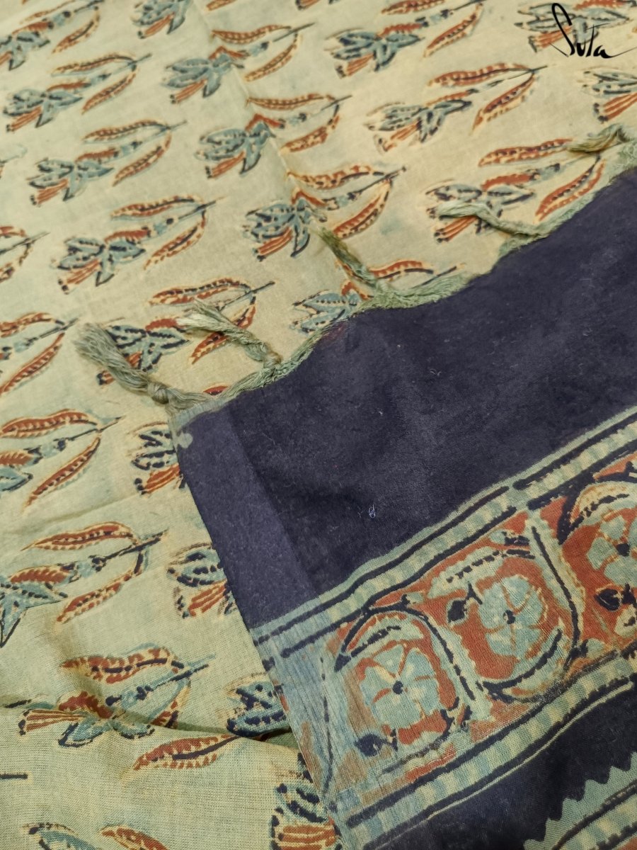Autumn garden (Dupatta) - suta