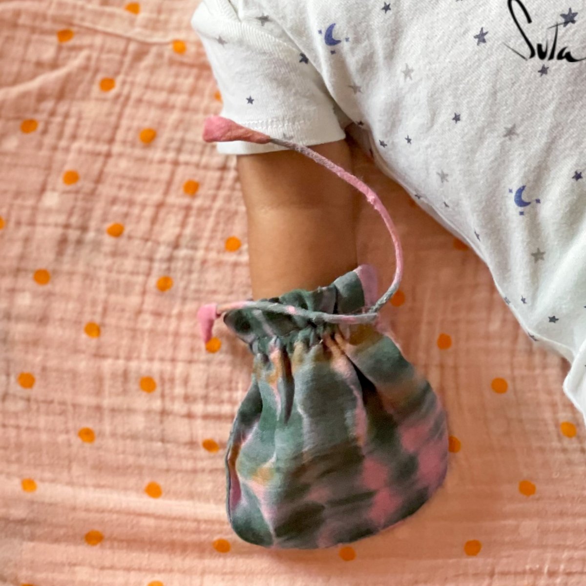 Baby Pixie Dust (Baby Mittens) - suta.in