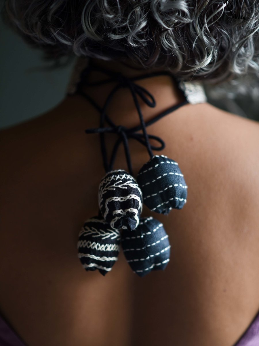 Boondon Ka Sagar (Choker) - suta.in