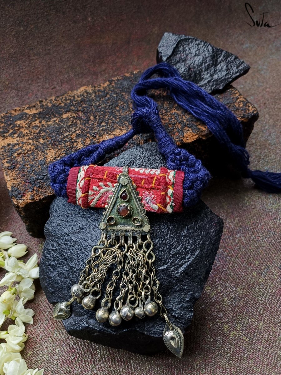 Hayat (Neckpiece) - suta