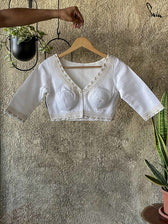 Milky white Shona - suta