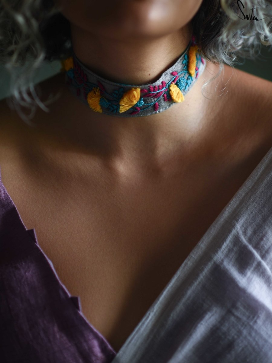 Raat Kali Chandni (Choker) - suta.in