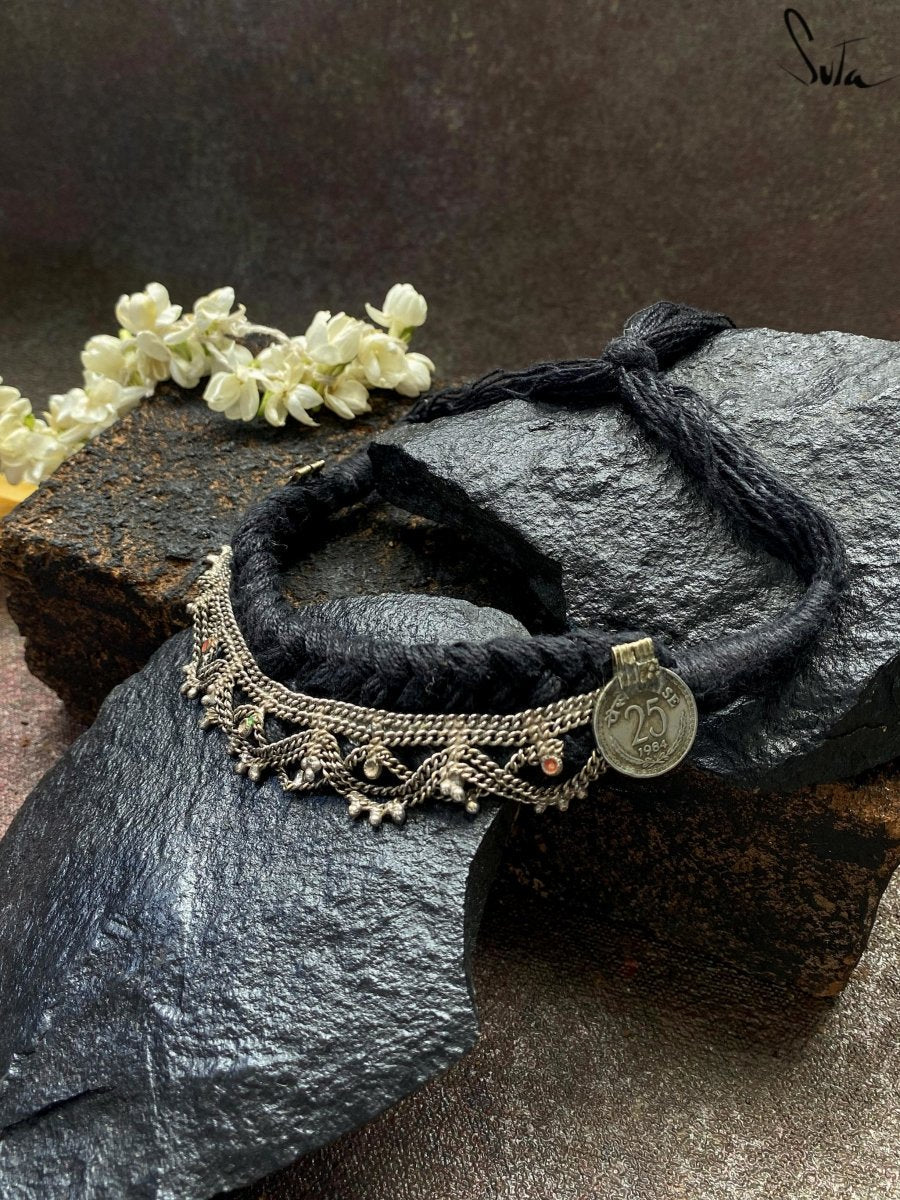 Rahat (Neckpiece) - suta